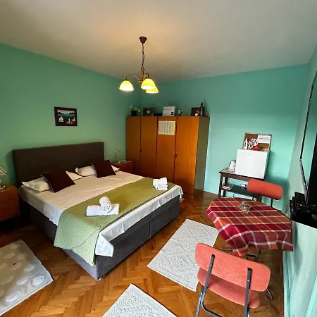 Guest house Soba Za Odmor Nika 2*